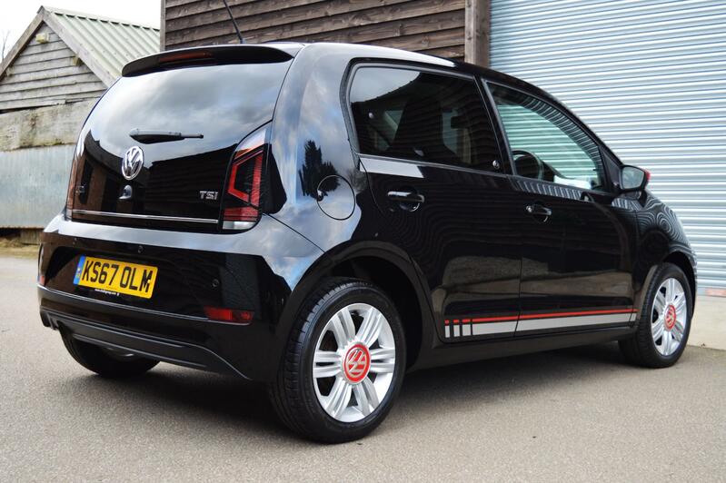 VOLKSWAGEN UP