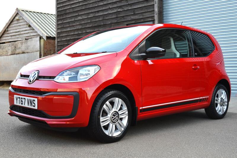 VOLKSWAGEN UP