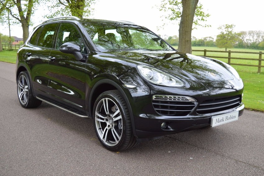 View PORSCHE CAYENNE 3.0 TDI V6 TIPTRONIC S AWD