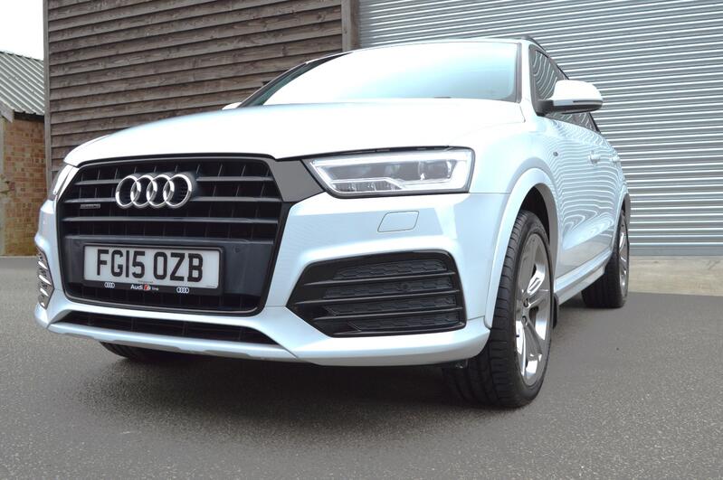 AUDI Q3