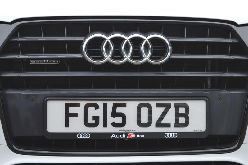 AUDI Q3