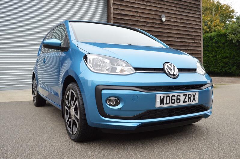 VOLKSWAGEN UP