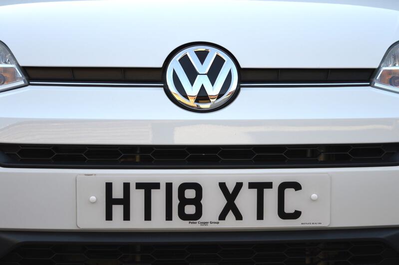 VOLKSWAGEN UP