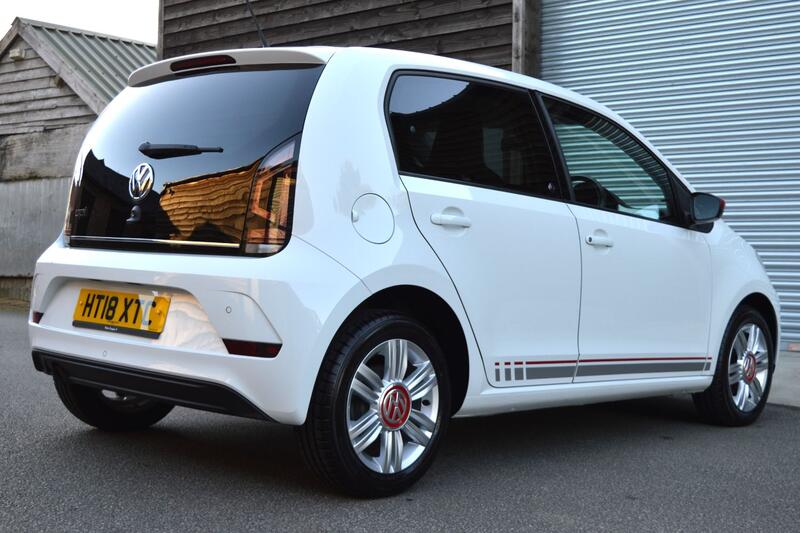 VOLKSWAGEN UP