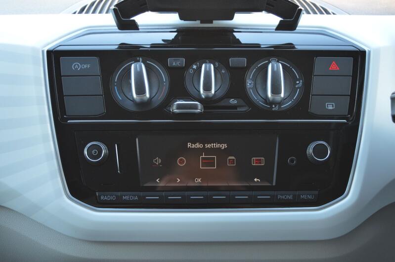 VOLKSWAGEN UP
