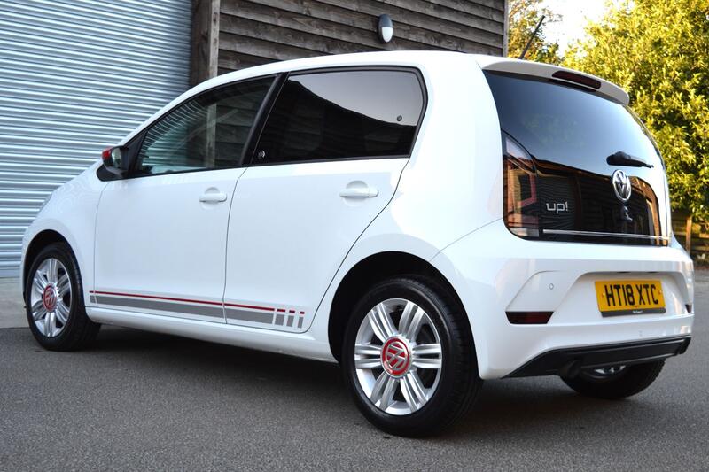 VOLKSWAGEN UP