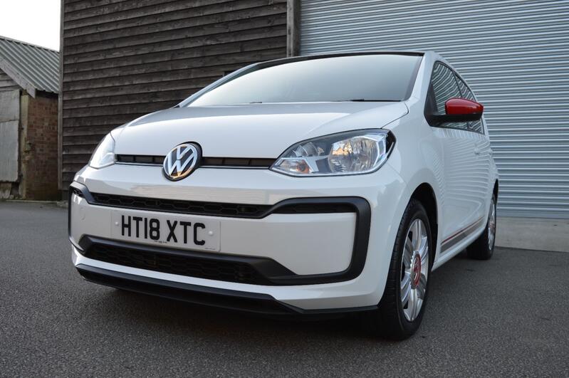 VOLKSWAGEN UP