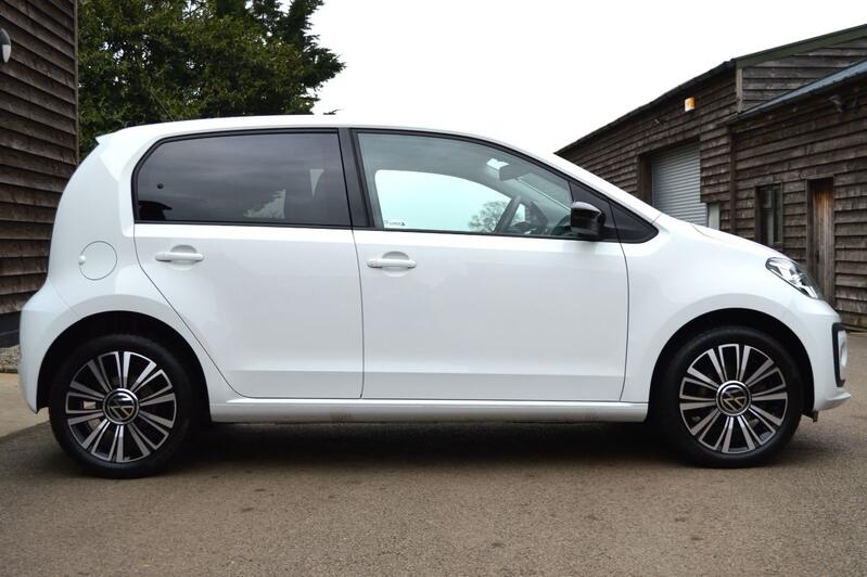 View VOLKSWAGEN UP 1.0 MPI BLACK EDITION 5 DOOR