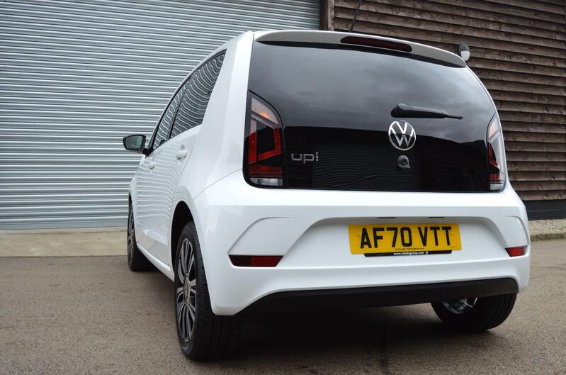 VOLKSWAGEN UP