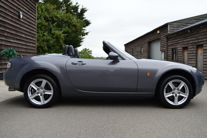 View MAZDA MX-5 2.0i Option Pack 2 door 