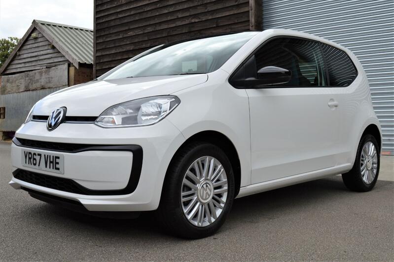 View VOLKSWAGEN UP 1.0 MPI MOVE UP 3 DOOR