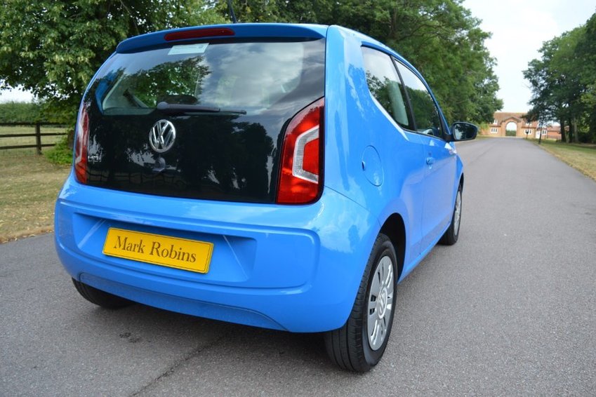 VOLKSWAGEN UP