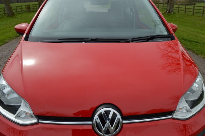 VOLKSWAGEN UP