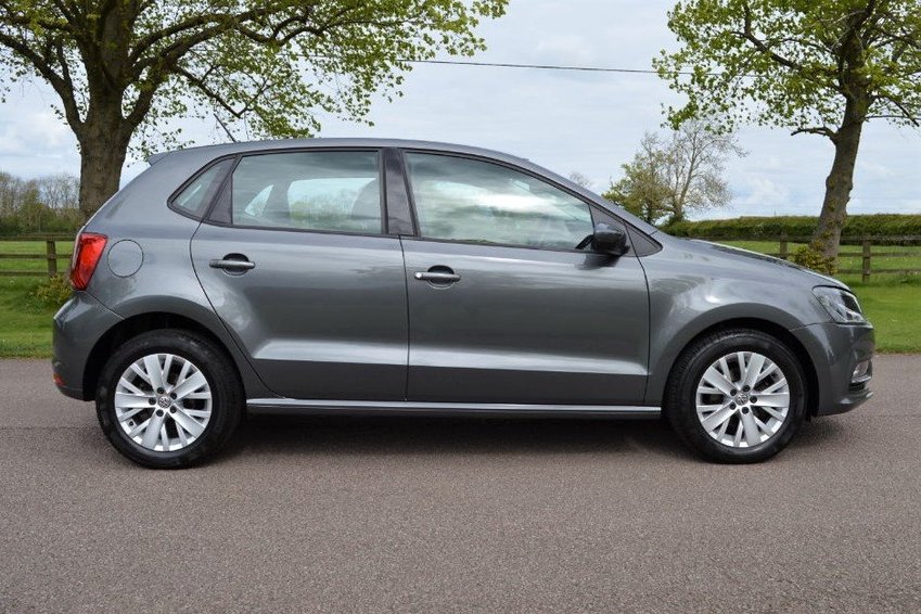 View VOLKSWAGEN POLO 1.2 TSI SE BLUEMOTION 5 DOOR