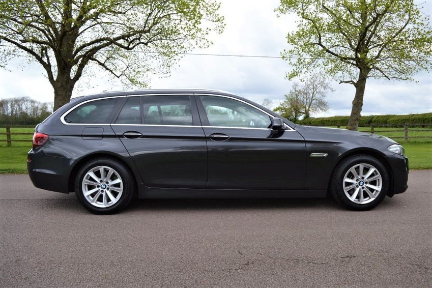 View BMW 5 SERIES 520D SE TOURING AUTO