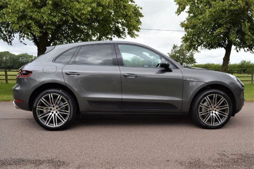 View PORSCHE MACAN 3.0 TD V6 S PDK AWD