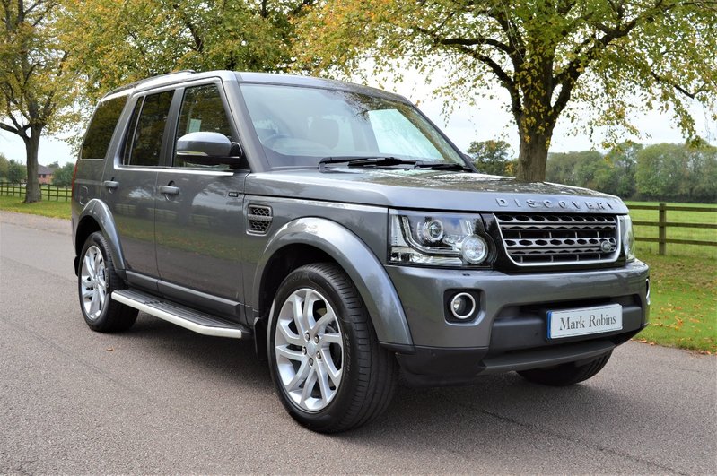 View LAND ROVER DISCOVERY 4 3.0 SDV6 255 Graphite