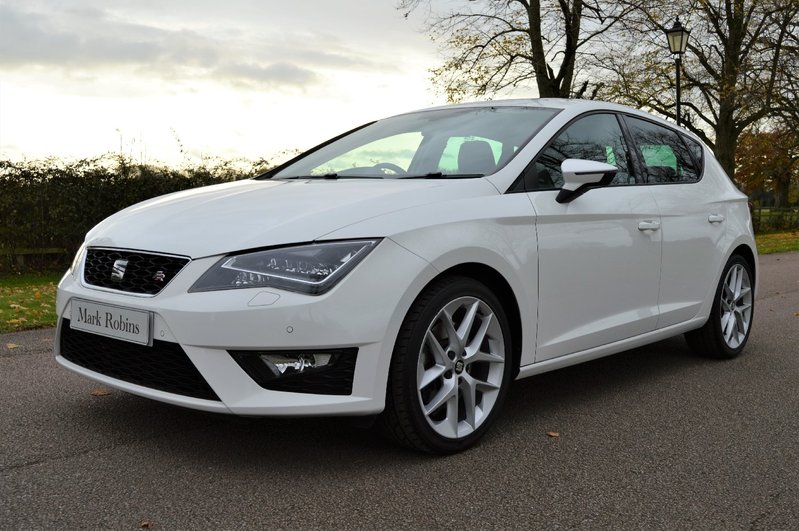View SEAT LEON TSi 180 FR Technology Pack