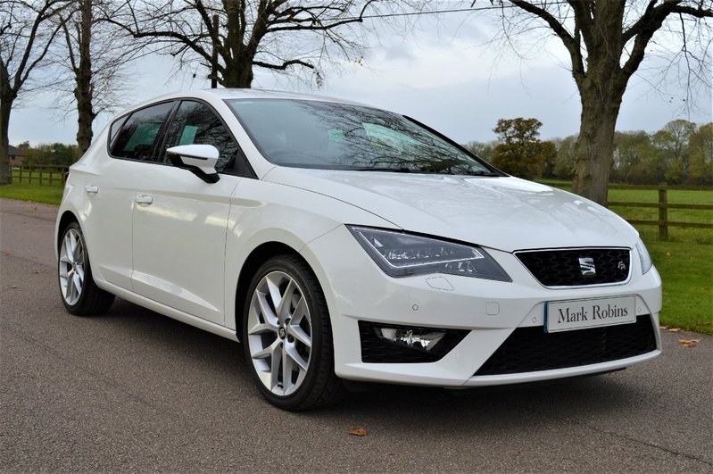 View SEAT LEON TSi 180 FR Technology Pack