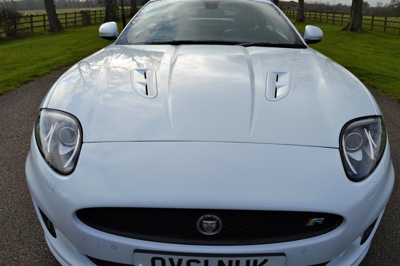 JAGUAR XKR