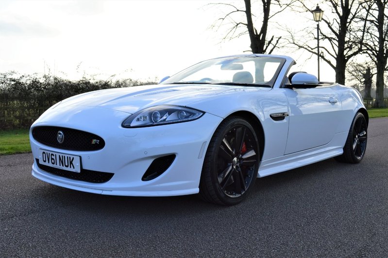 JAGUAR XKR