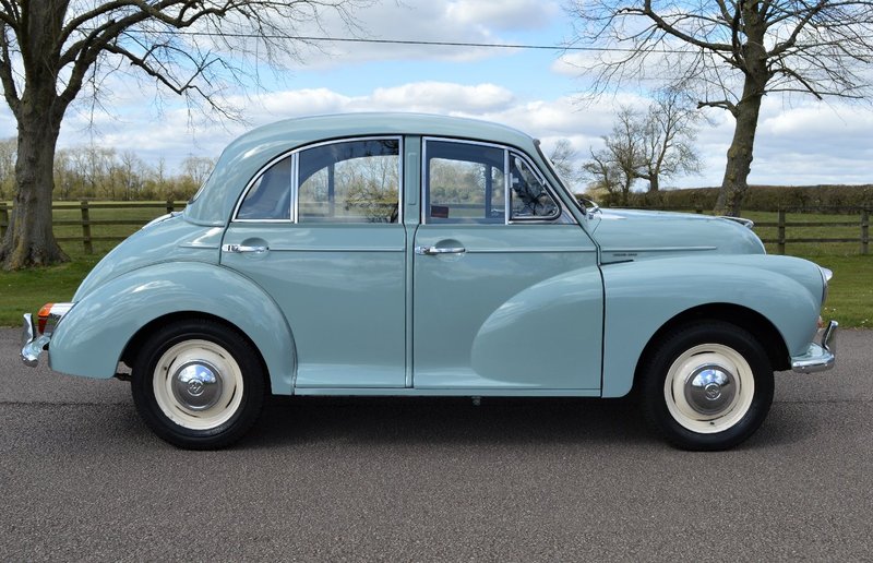 View MORRIS MINOR 1000 DELUX 4 DOOR SALOON