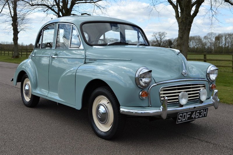 View MORRIS MINOR 1000 DELUX 4 DOOR SALOON