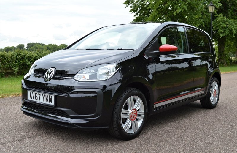 VOLKSWAGEN UP