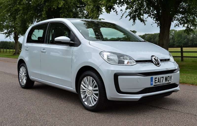 View VOLKSWAGEN UP 1.0 MOVE UP ASG AUTO 5 DOOR