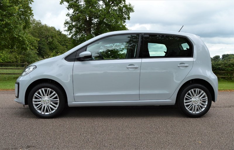 VOLKSWAGEN UP