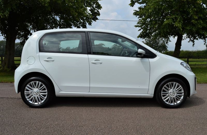 View VOLKSWAGEN UP 1.0 MOVE UP 5 DOOR