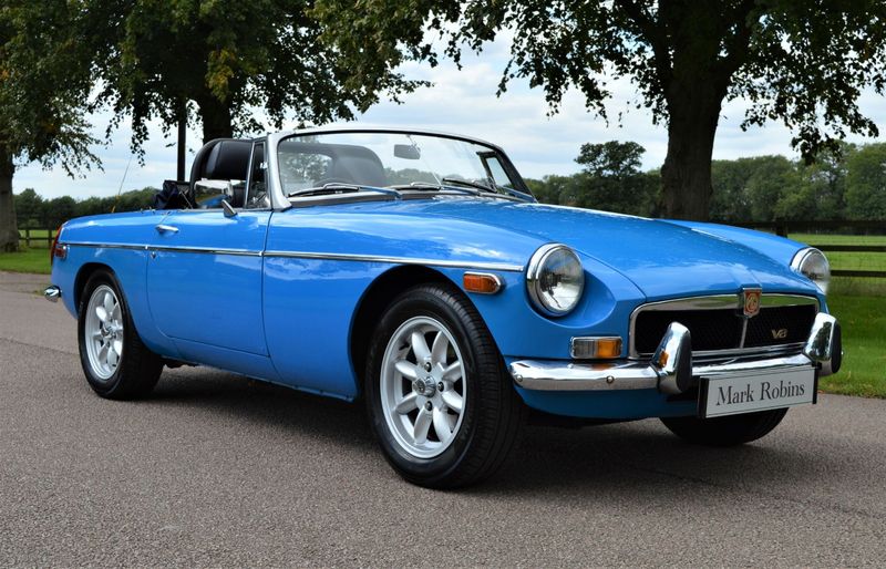 View MG MGB 3.9 V8 ROADSTER