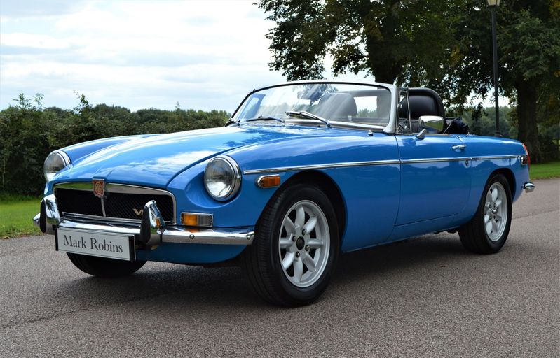 View MG MGB 3.9 V8 ROADSTER