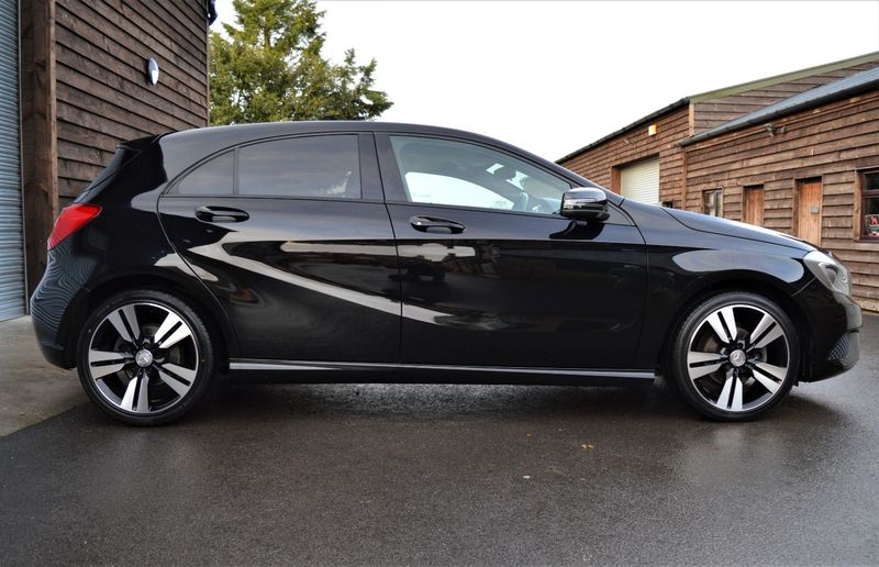 View MERCEDES-BENZ A CLASS A180 CDI BLUEEFFICIENCY SPORT