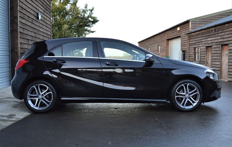 View MERCEDES-BENZ A CLASS A180 CDI BLUEEFFICIENCY SPORT