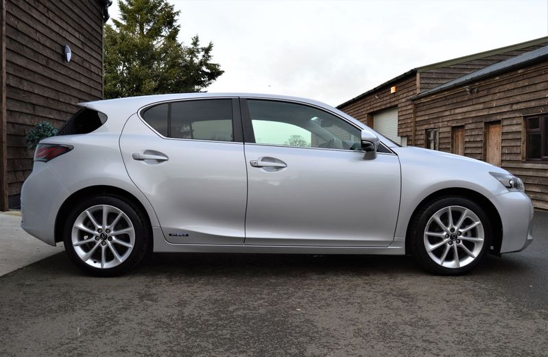 View LEXUS CT 200H 1.8 ADVANCE 5 DOOR