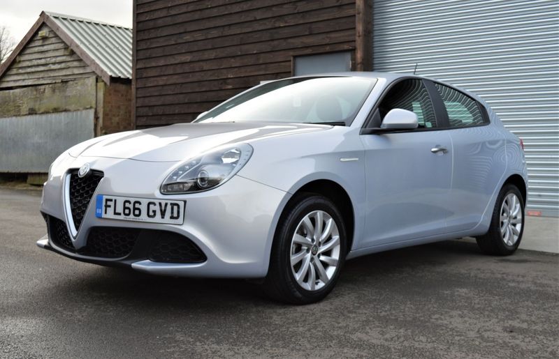 View ALFA ROMEO GIULIETTA 1.4 TB  5 DOOR