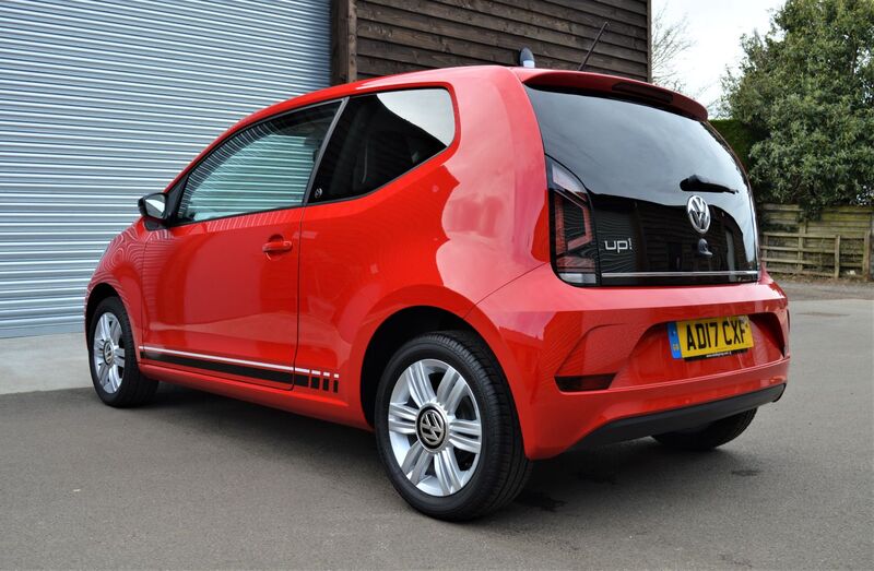 VOLKSWAGEN UP