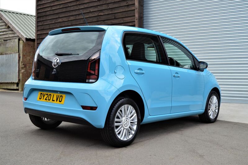 VOLKSWAGEN UP