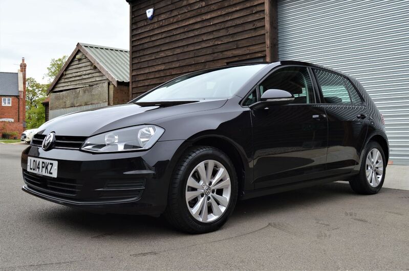 View VOLKSWAGEN GOLF SE 1.4 TSI BMT DSG 5 DOOR