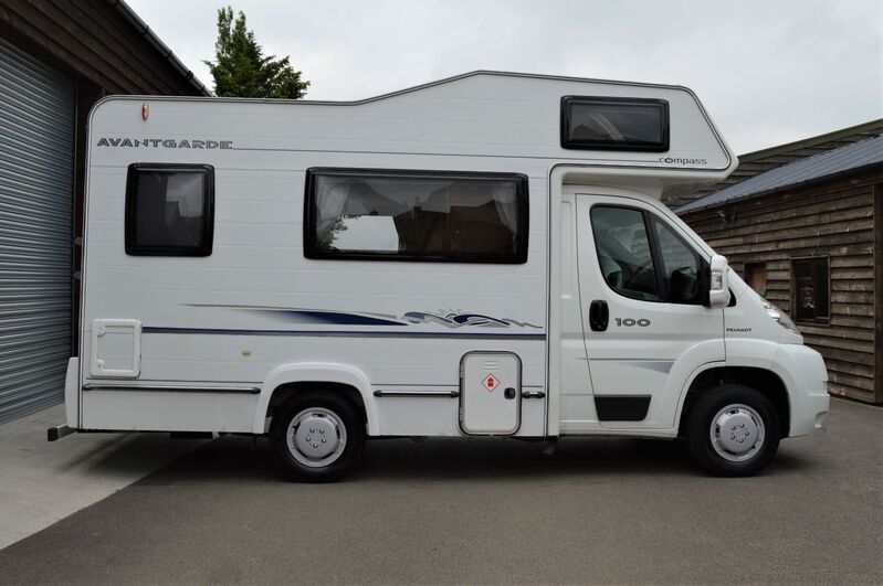 View COMPASS AVANTGARDE 100 MOTORHOME