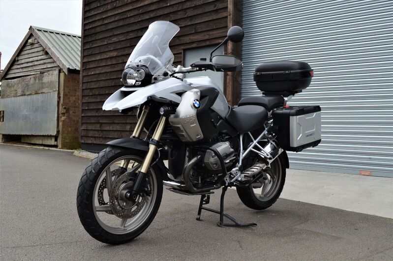 View BMW R1200GS ABS ESA MOTORCYCLE