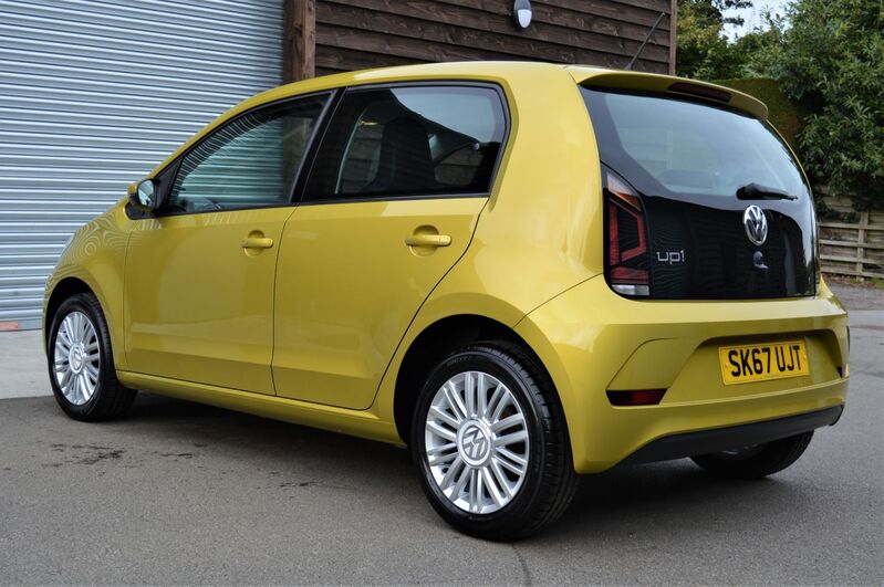 VOLKSWAGEN UP