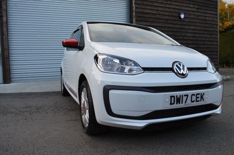 VOLKSWAGEN UP