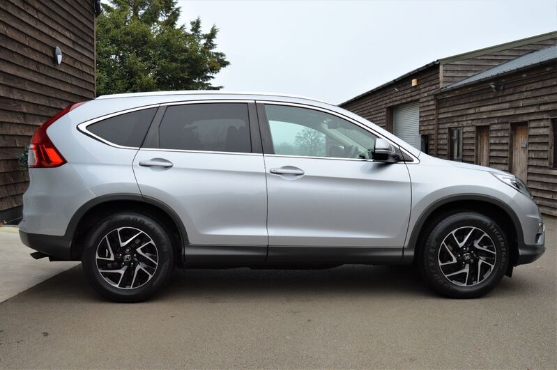 View HONDA CR-V 1.6 I-DTEC SE PLUS 4WD 5 DOOR