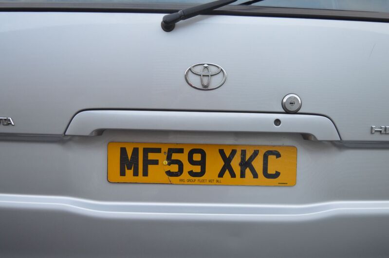 TOYOTA HIACE