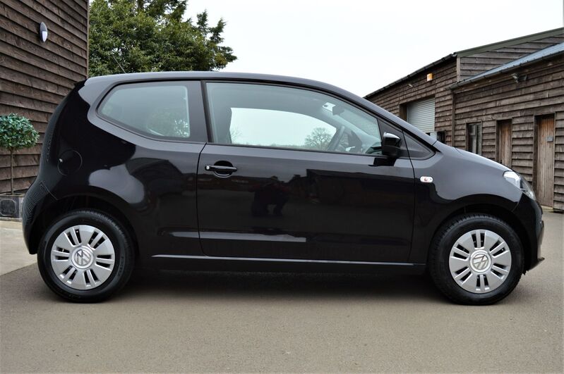 View VOLKSWAGEN UP 1.0 MPI MOVE UP 3 DOOR