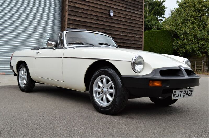 View MG MGB 1.8 ROADSTER CONVERTIBLE