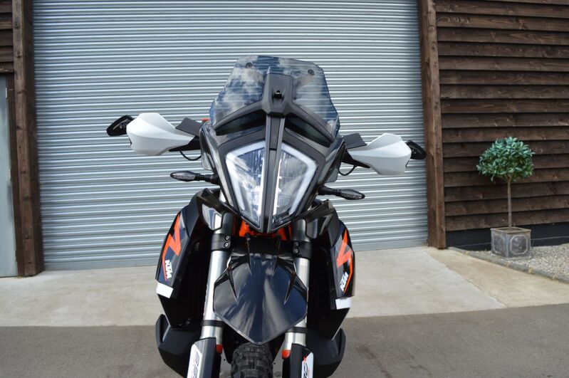 KTM 890 ADVENTURE