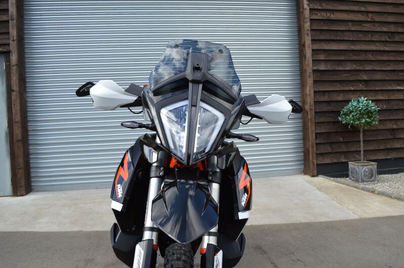 KTM 890 ADVENTURE